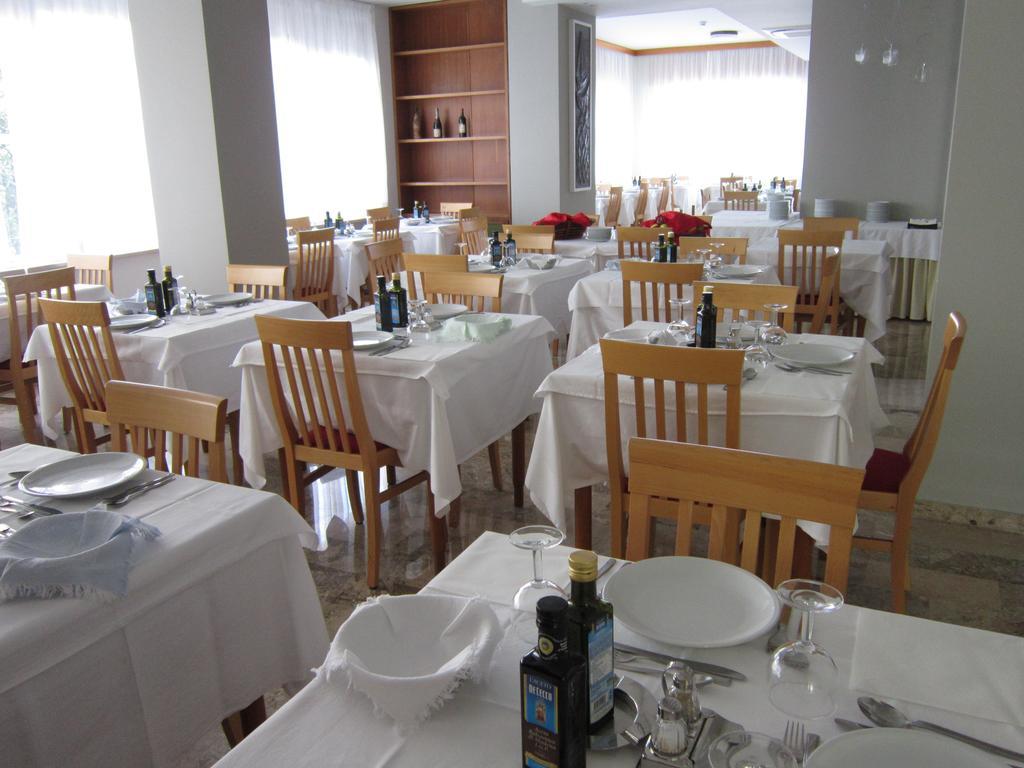 Hotel Dolores Cesenatico Exterior photo